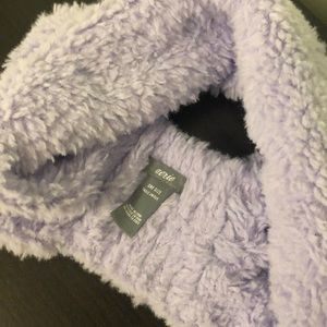 Fluffy lilac Aerie ear warmer